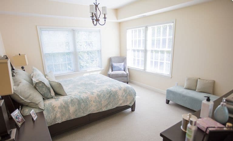 Highlands At Newcastle Place in Mequon, WI - Main View