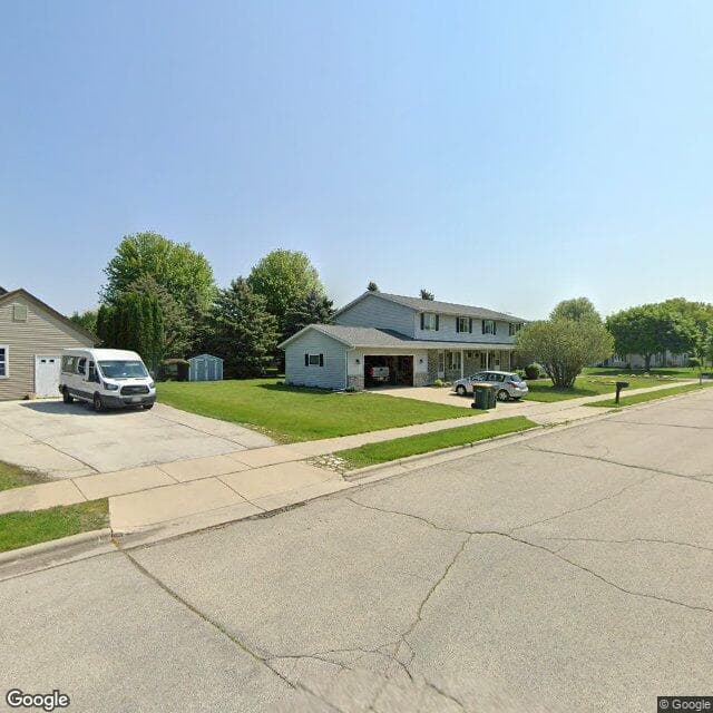 Hil Carrie Lane in West Bend, WI - Main View