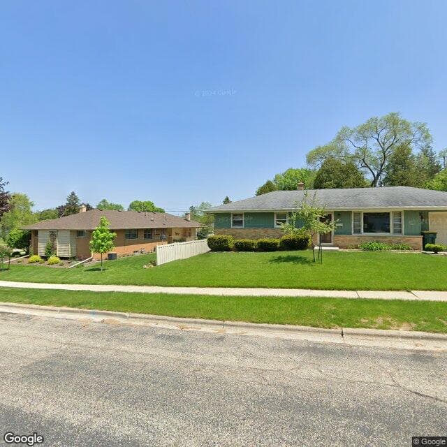 Hil Magellan House in West Bend, WI - Main View