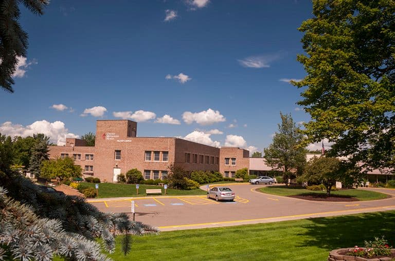 Hilltop Manor West in Johnson City, NY - Main View