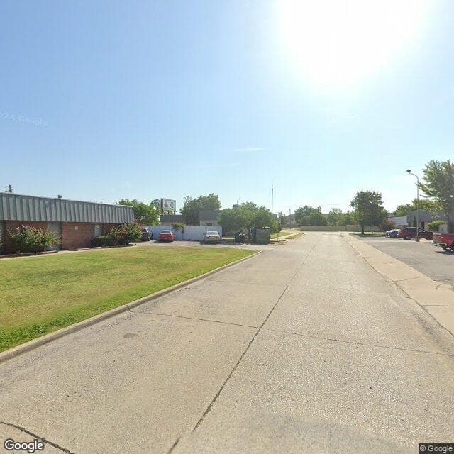 Holiday Heights Healthcare in Norman, OK - Main View