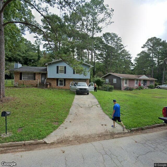 Home Of Peace And Tranquility in Riverdale, GA - Main View