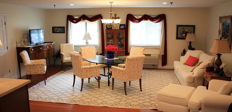 Hopedale Commons West Assisted Living in Hopedale, IL - Main View