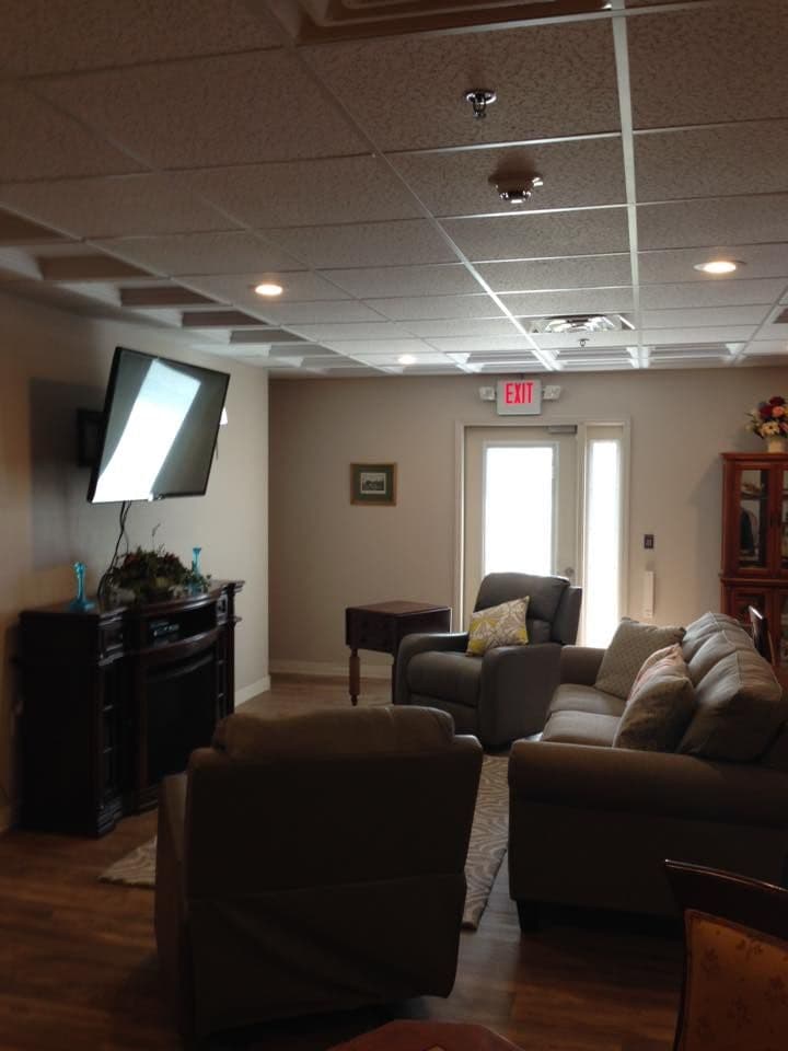 Hopedale Cottage Assisted Living in Ozark, MO