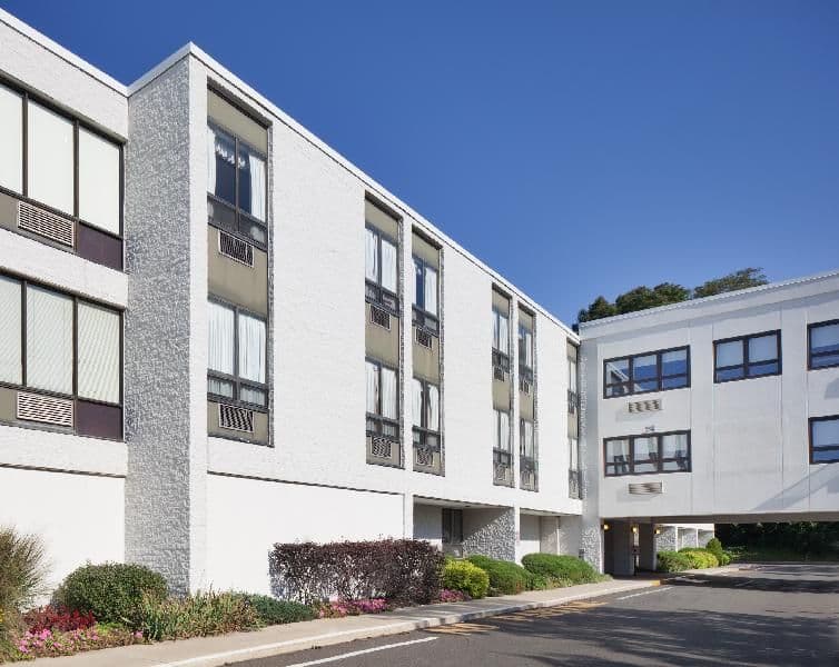 Hopkins Center I in Wyncote, PA - Main View