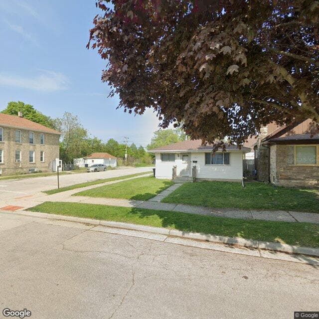 Howe We Naturally Nurture in Racine, WI - Main View