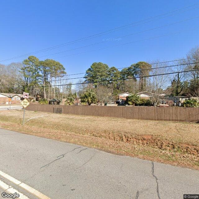 Huntington Road in Athens, GA - Main View