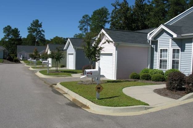 Jenni Lynn - Senior living in West Columbia, South Carolina