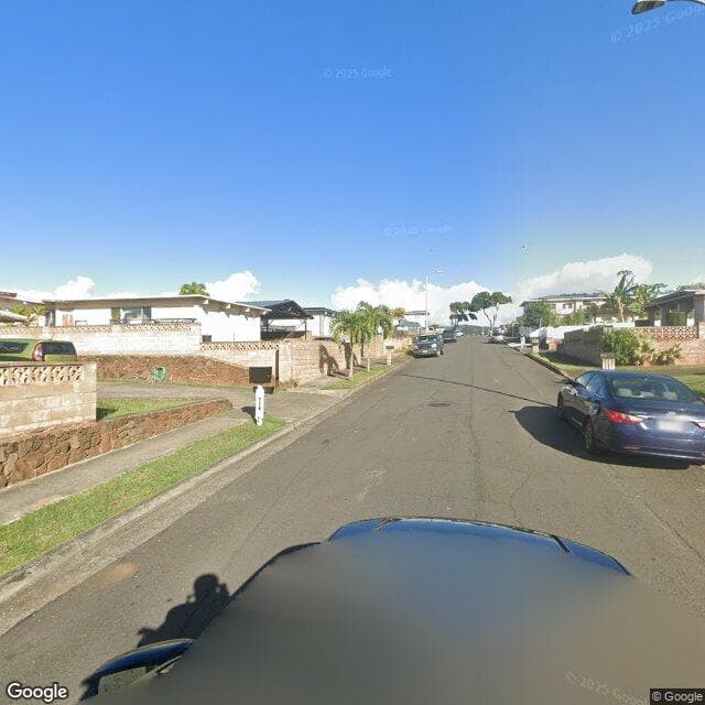 Jesusa Quinabo Arch in Pearl City, HI - Main View