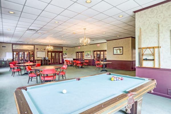 Juniper Village at the Shenango Inn in Sharon, PA - Main View