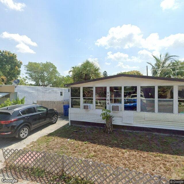 K's Haven in Pompano Beach, FL - Main View