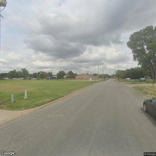 Kenwood View Health And Rehabilitation Center in Salina, KS - Main View