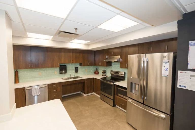 Keystone Ridge Post Acute Nursing & Rehab in Omaha, NE - Main View