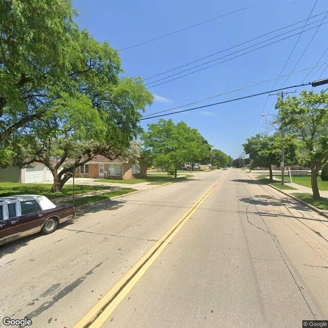 Kinzie Place in Racine, WI - Main View