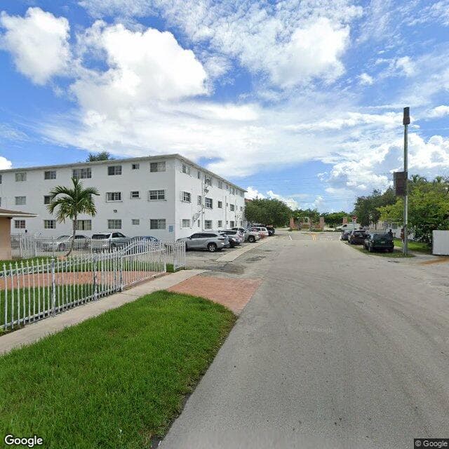 L & B Solution Care II in Miami, FL - Main View