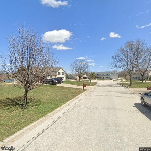 Lake Pointe Manor in Franklin, WI - Main View