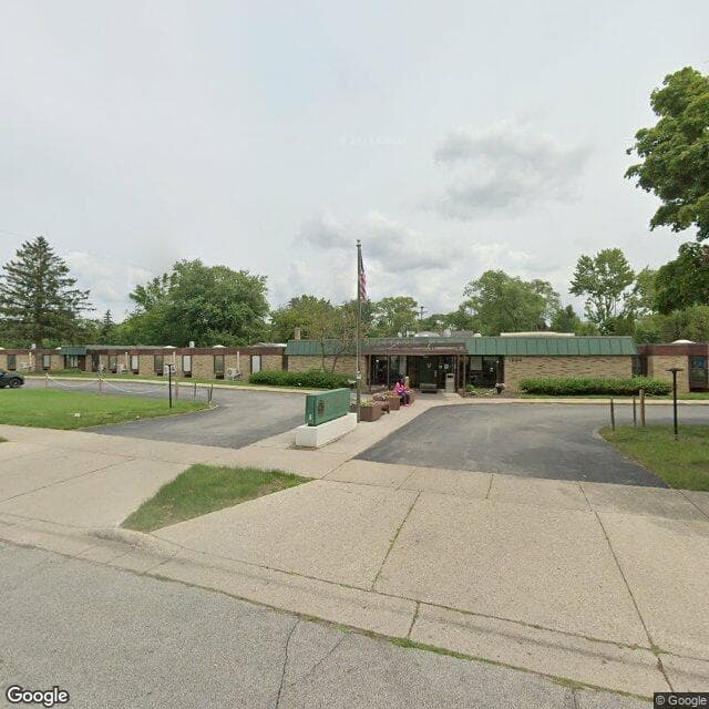 Lake Woods Nursing & Rehabilitation Center in Muskegon, MI - Main View