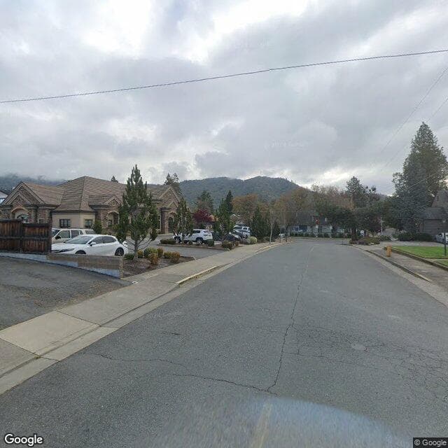 Laurel Hill Nursing Center in Grants Pass, OR - Main View