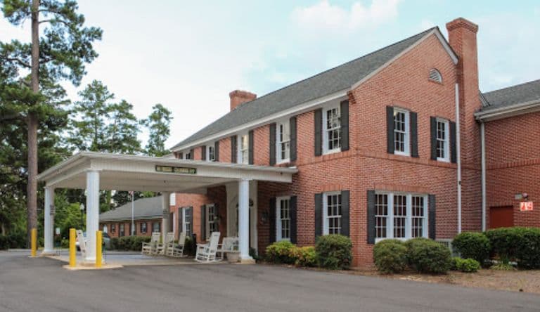 Legacy Village At Plantation Manor - Senior living in Thomasville, Georgia