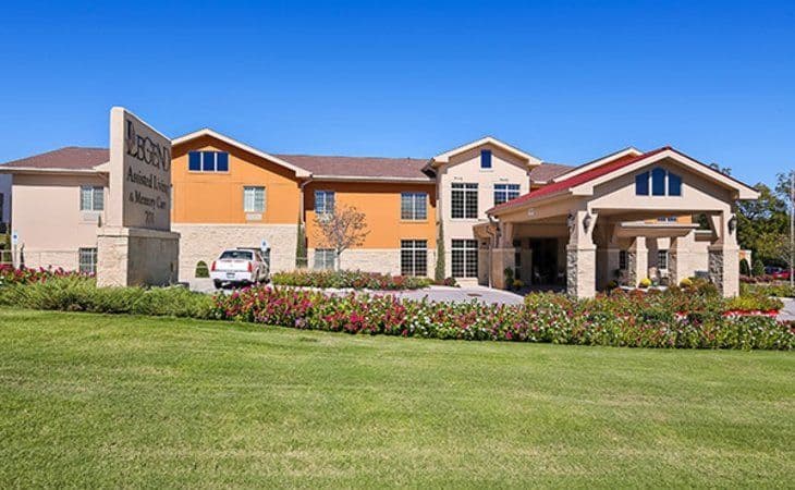 Legend At 71st Street in Tulsa, OK - Main View