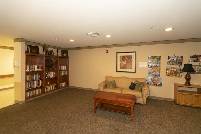 Legend Healthcare and Rehabilitation Paris in Paris, TX - Main View
