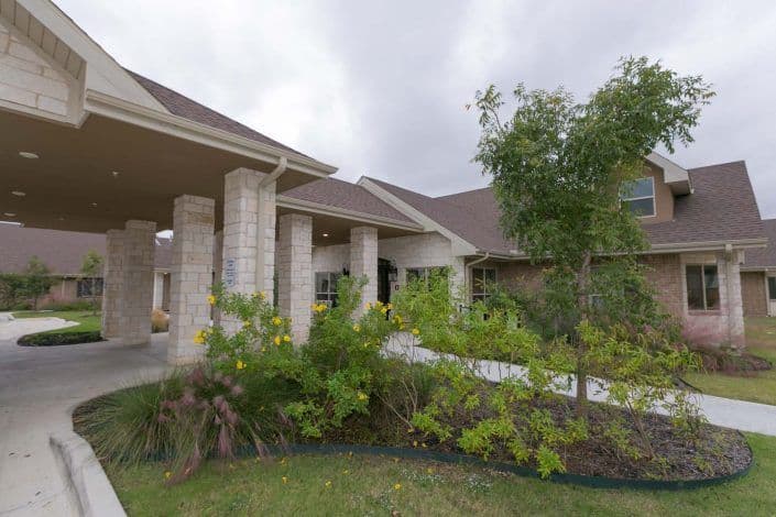 Legend Oaks Healthcare and Rehabilitation - New Braunfels in New Braunfels, TX - Main View