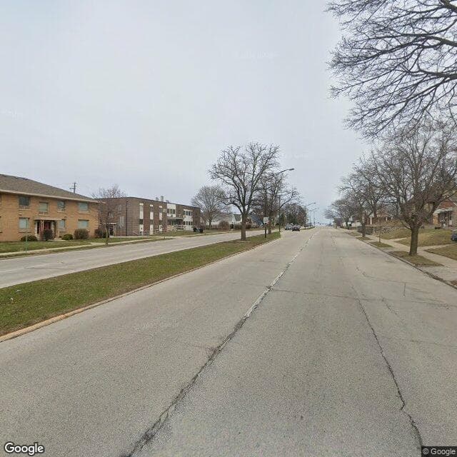 Lincoln Avenue House in West Allis, WI - Main View