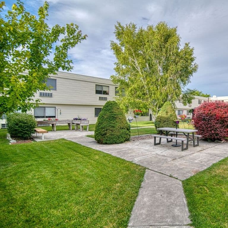 Lincoln Court Assisted & Senior Living in Idaho Falls, ID - Main View