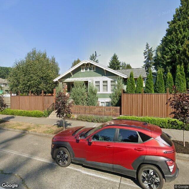 Lincoln Park Group Home in Seattle, WA - Main View