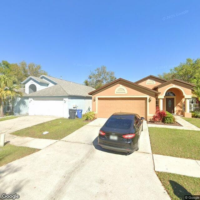 Living Well Senior Care in Brandon, FL - Main View