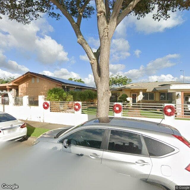 Lorenzo Care Home in Pearl City, HI - Main View