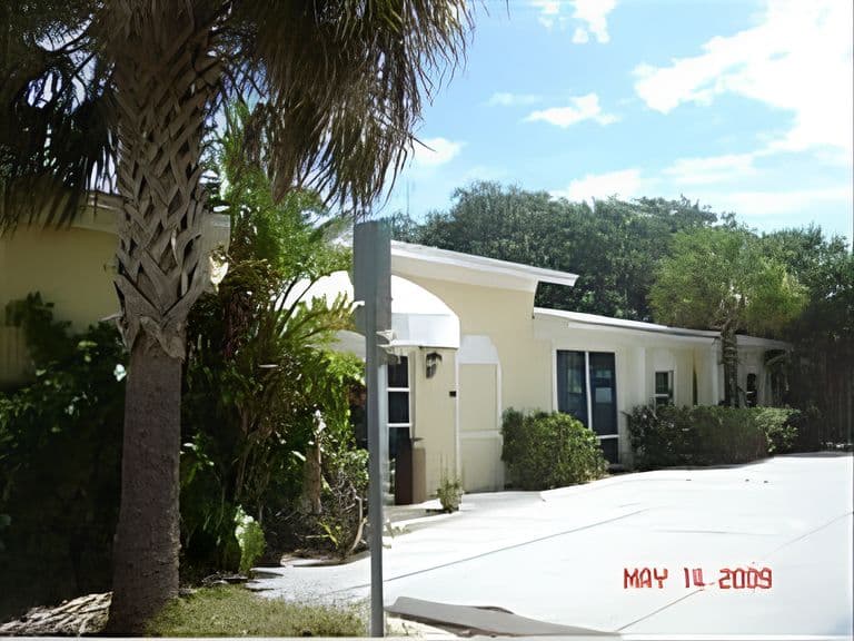Love Seniors Home in Merritt Island, FL - Main View