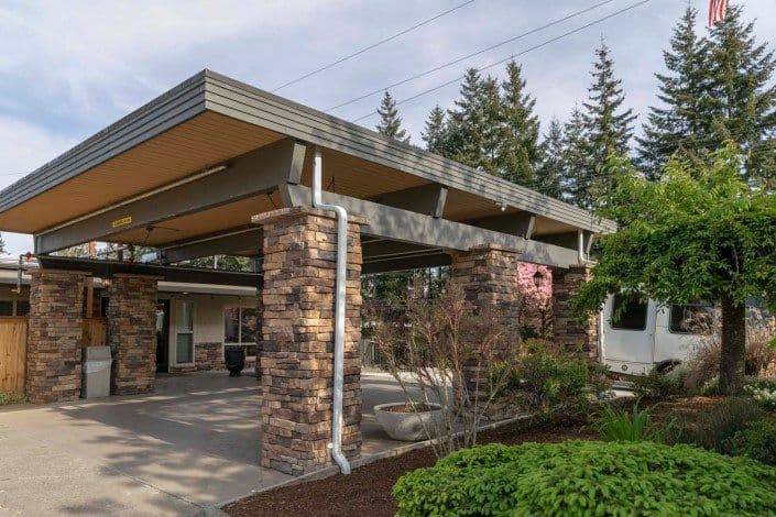 Lynnwood Post Acute Rehabilitation Center - Senior living in Lynnwood, Washington