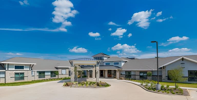 Lynridge of Arlington Assisted Living & Memory Care in Arlington, TX - Main View