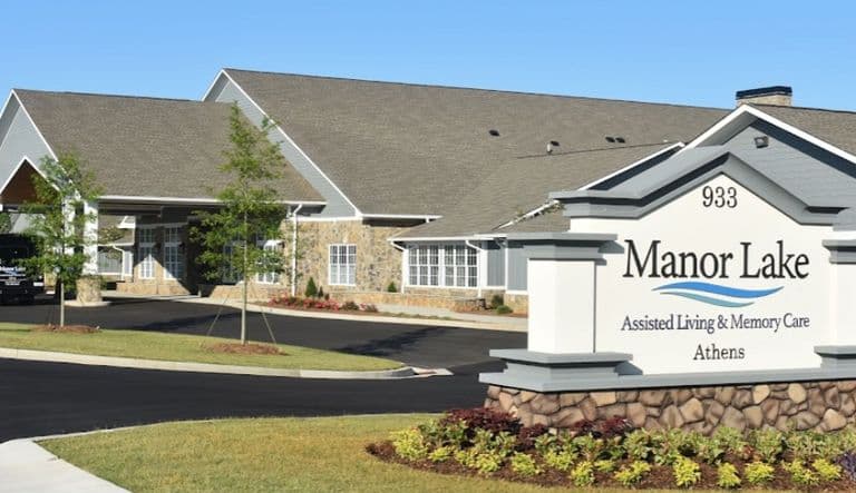 Manor Lake Athens in Athens, GA - Main View