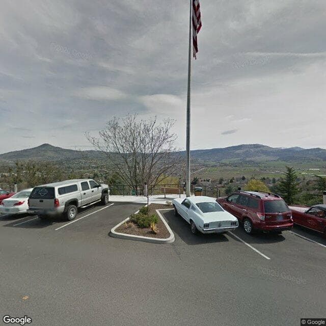 Manor Special Care Center in Medford, OR - Main View