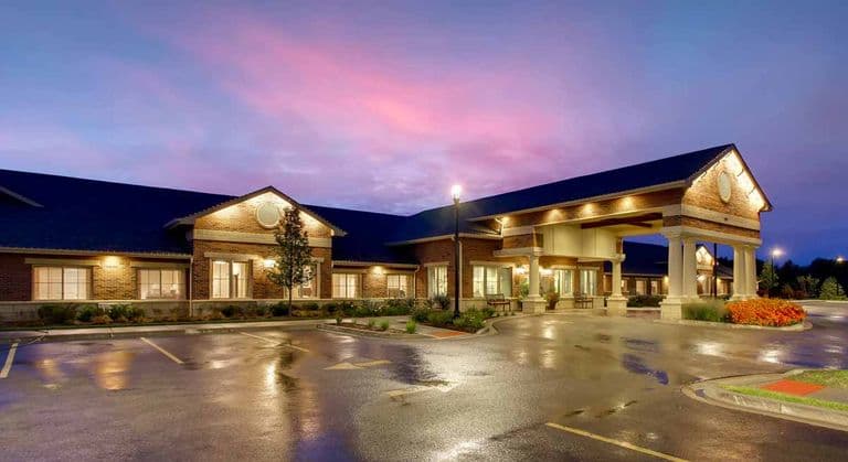 Maple Glen in Glen Ellyn, IL - Main View