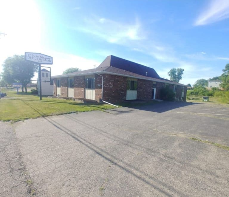 Marie Manor in Flint, MI - Main View