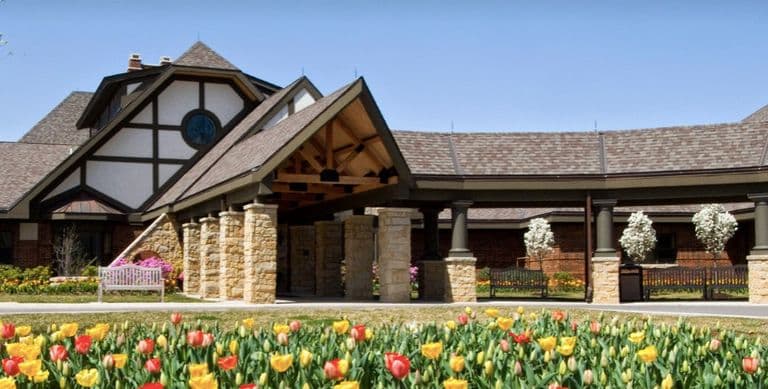 Mcgregor Assisted Living - Senior living in East Cleveland, Ohio
