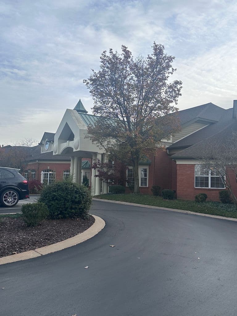 Mcknight Place Assisted Living in Saint Louis, MO - Main View