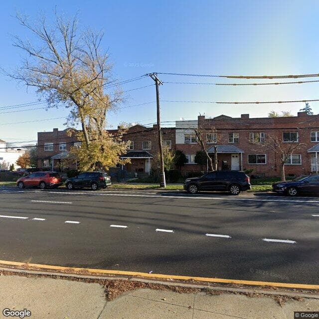 Meadow Park Rehabilitation and Health Center in Flushing, NY - Main View