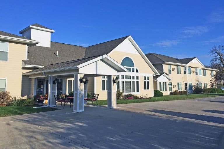 Meadow Ridge Senior Living in Baraboo, WI - Main View