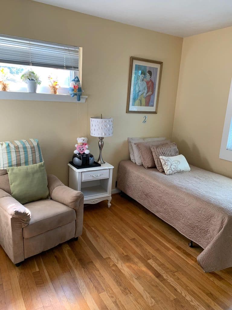 Mi Nuevo Hogar Assisted Living Ii in Rockville, MD - Main View