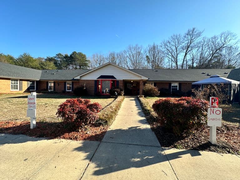 Millcreek Manor in Statesville, NC - Main View