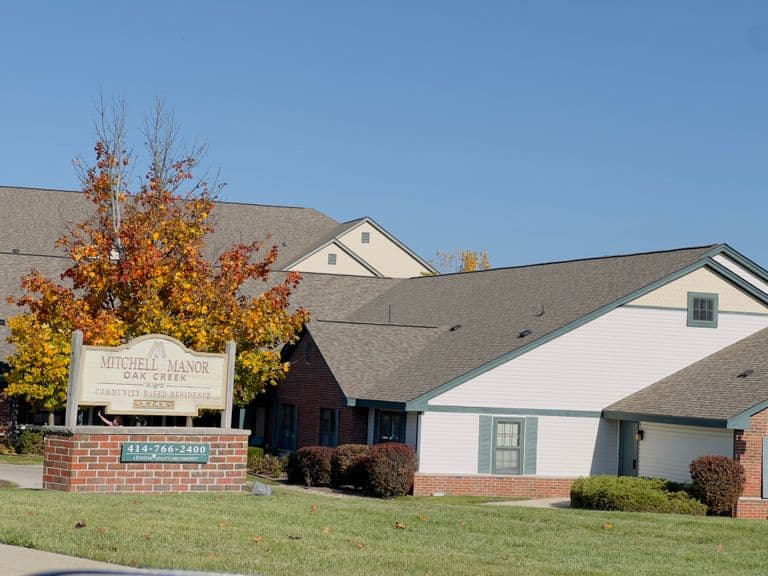Mitchell Manor Oak Creek in Oak Creek, WI - Main View