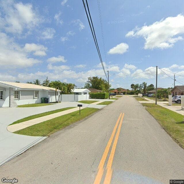 Mundi Home in Miami, FL - Main View