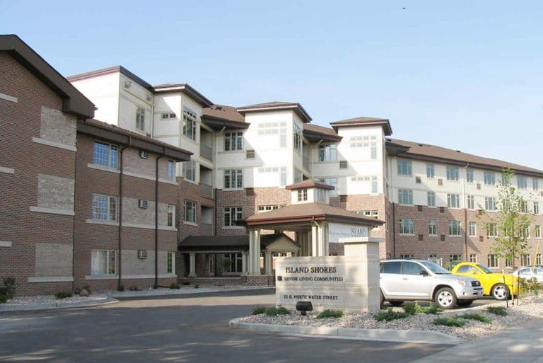 New Perspective Senior Living - Island Shores in Neenah, WI