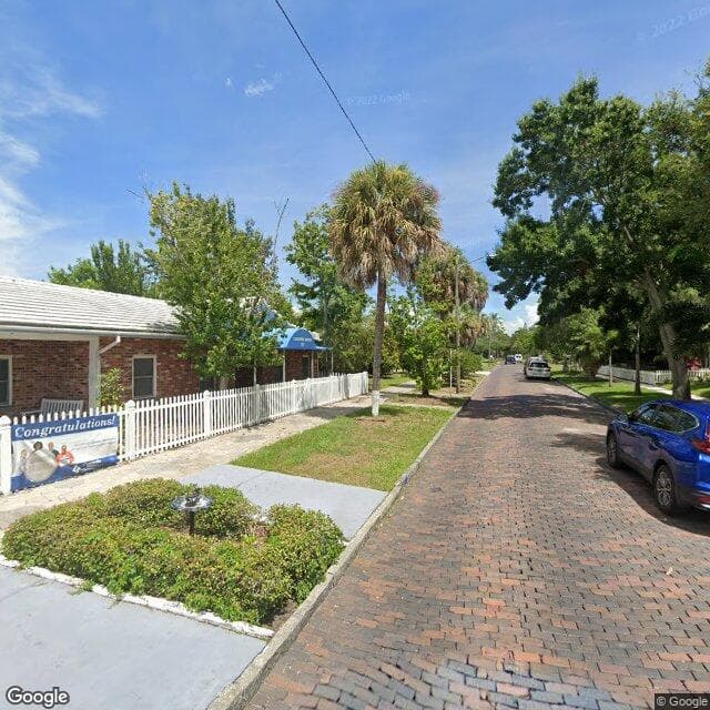 Concordia Manor in Saint Petersburg, FL - Main View
