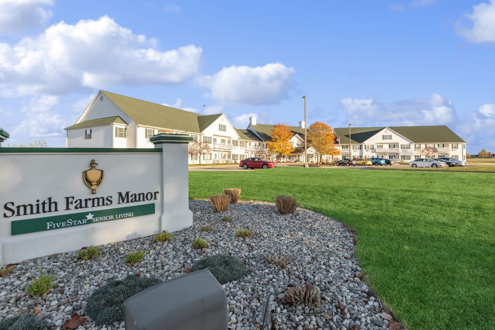 Smith Farms Manor in Auburn, IN - Main View