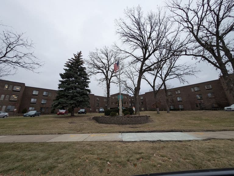 North Ridge Health And Rehab in New Hope, MN - Main View